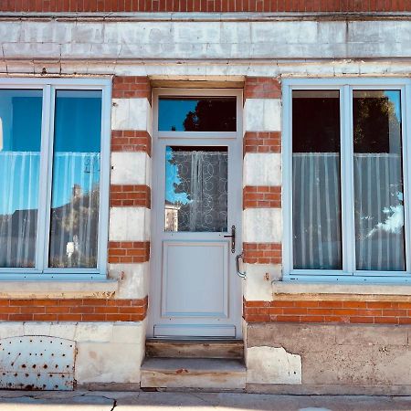 Superbe Appartement A La Croisee Des 4 Chateaux Lignières-de-Touraine Exterior foto